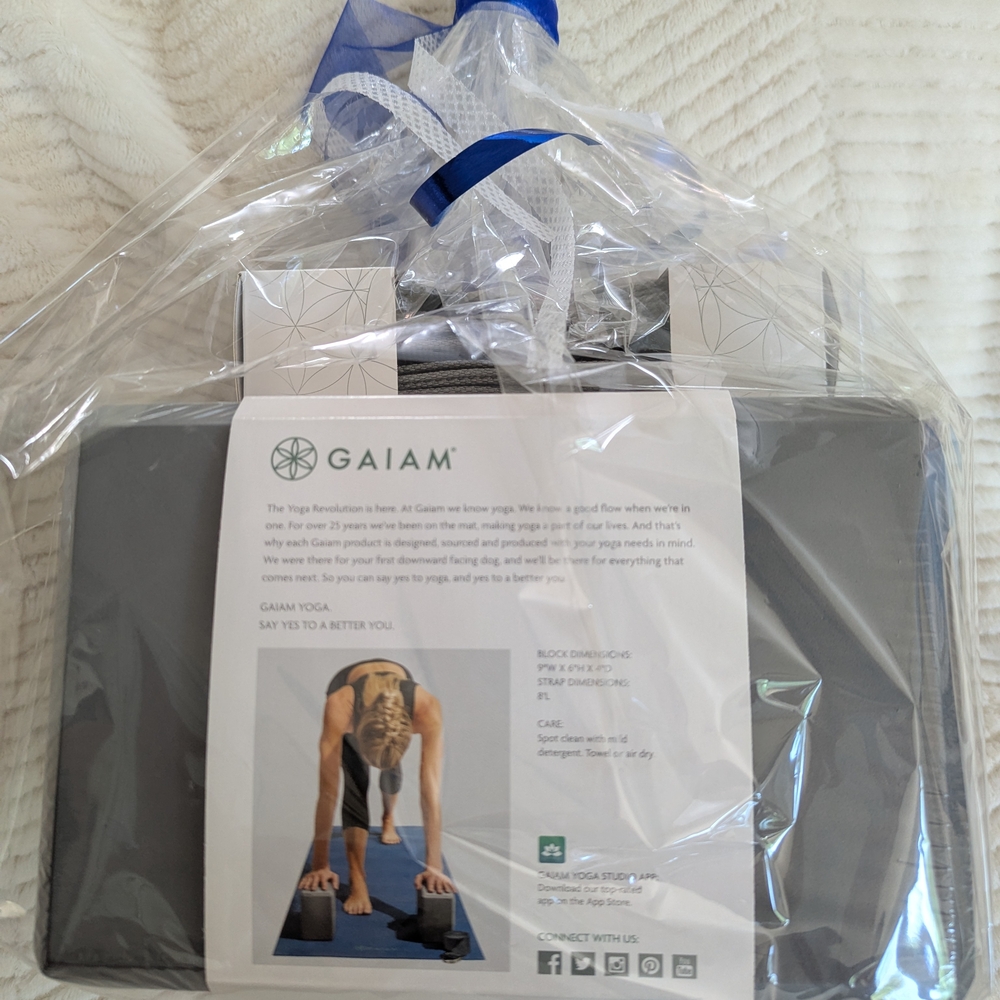 GAIAM Yoga Strap and Blocks Set - Blue and Gray - Picture 2 of 2